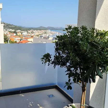 Mirta Apartment *