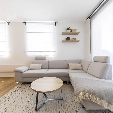 Mirta Apartment *
