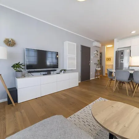 Mirta Apartment Murter