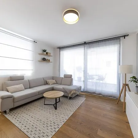 Apartment Mirta *