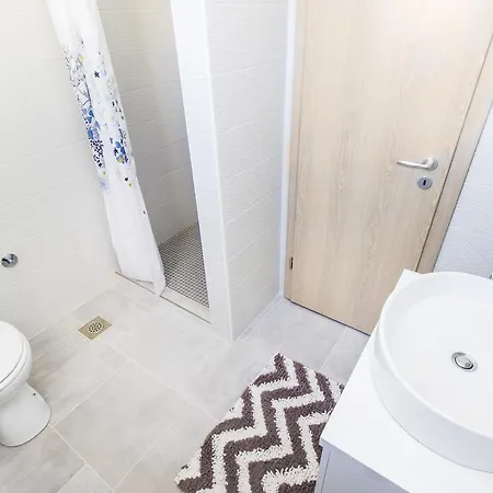 Mirta Apartamento Murter